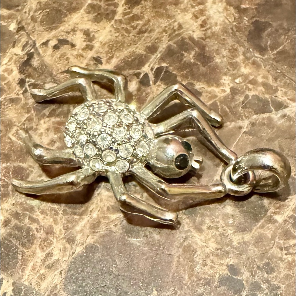 Spider pendant